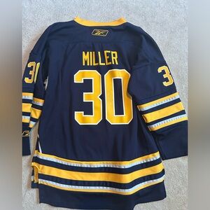 Autographed Buffalo Sabres NHL Ryan Miller Hockey Jersey Sz Youth L/XL